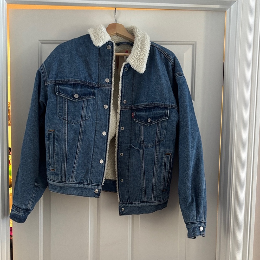 Levi's Strauss Jacket with Cream Sherpa Lining 90s Trucker Jacket XS